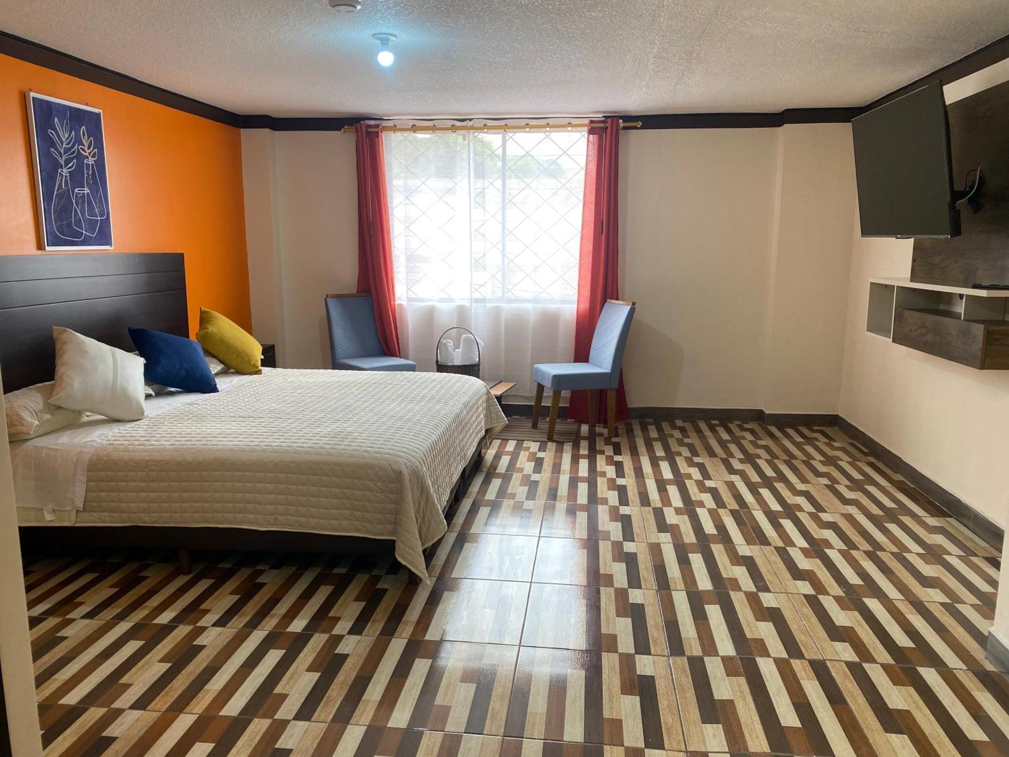 Hostal Guayllabamba Quito Esterno foto